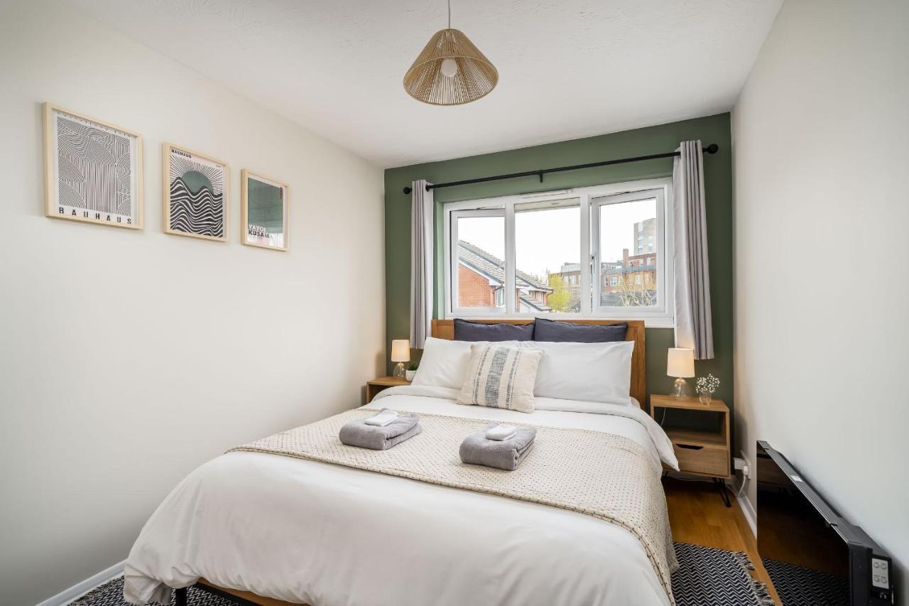 Homely And Stylish Bermondsey Apartment With Parking London Eksteriør billede